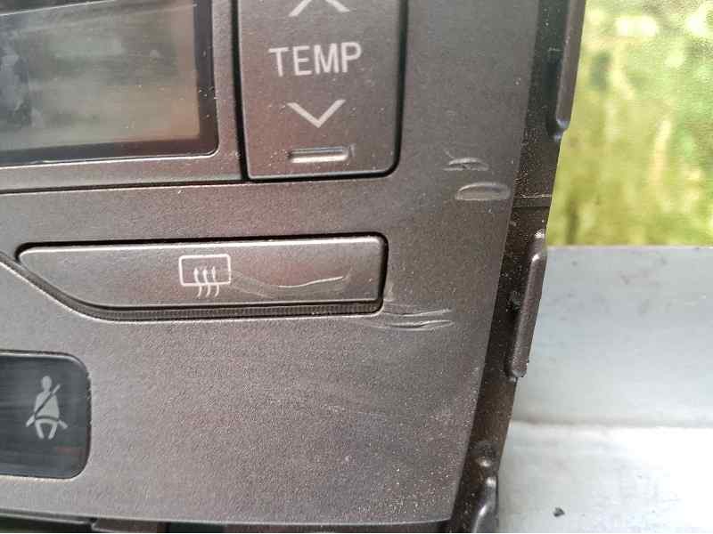 Recambio de mando climatizador para toyota auris luna referencia OEM IAM 5590002220B  ROZADO