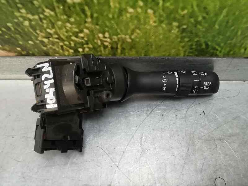 Recambio de mando limpia para lexus ct 200h referencia OEM IAM 17F463  