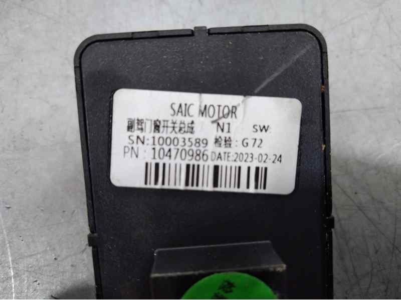 Recambio de mando elevalunas trasero derecho para mg zs 1.0 t-gdi referencia OEM IAM 10470986  