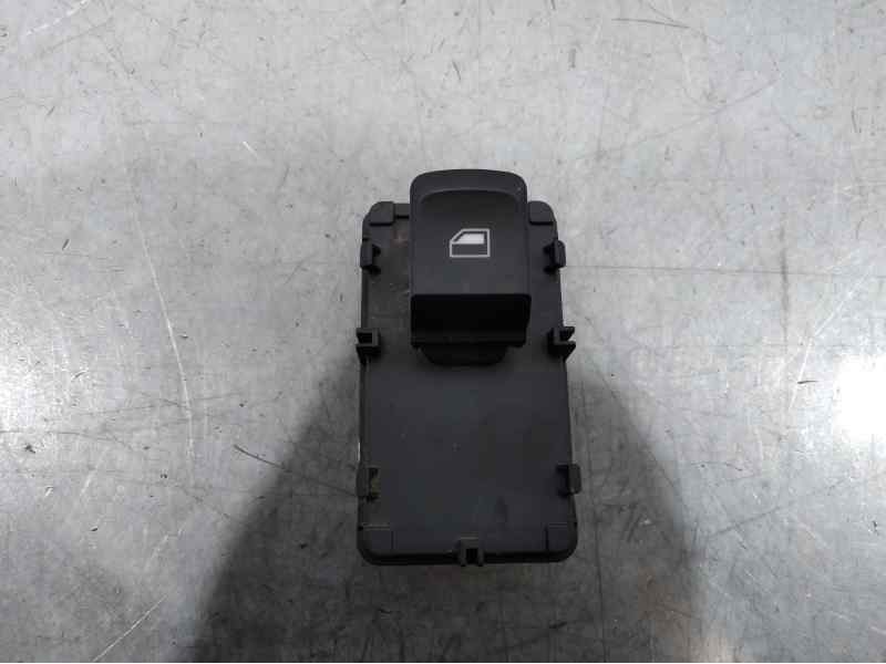 Recambio de mando elevalunas trasero derecho para mg zs 1.0 t-gdi referencia OEM IAM 10470986  