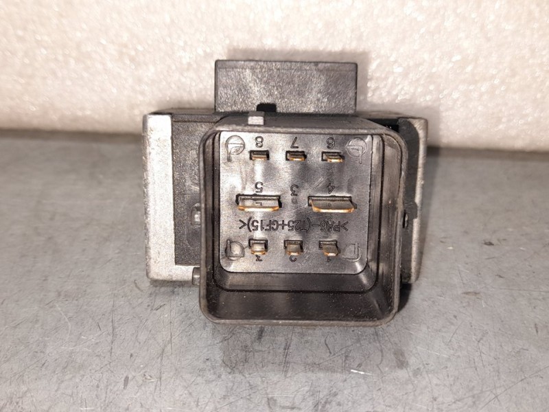 Recambio de caja precalentamiento para dacia dokker ambiance referencia OEM IAM 110678071R  