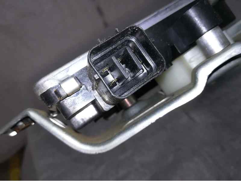 Recambio de elevalunas delantero derecho para mitsubishi montero (v60/v70) 3.2 di-d cat referencia OEM IAM 0620200620 5 PINS MR4