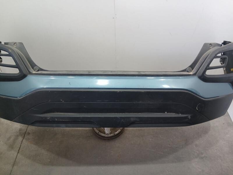 Recambio de paragolpes trasero para hyundai kona klass referencia OEM IAM 86610J9000  TOCADO