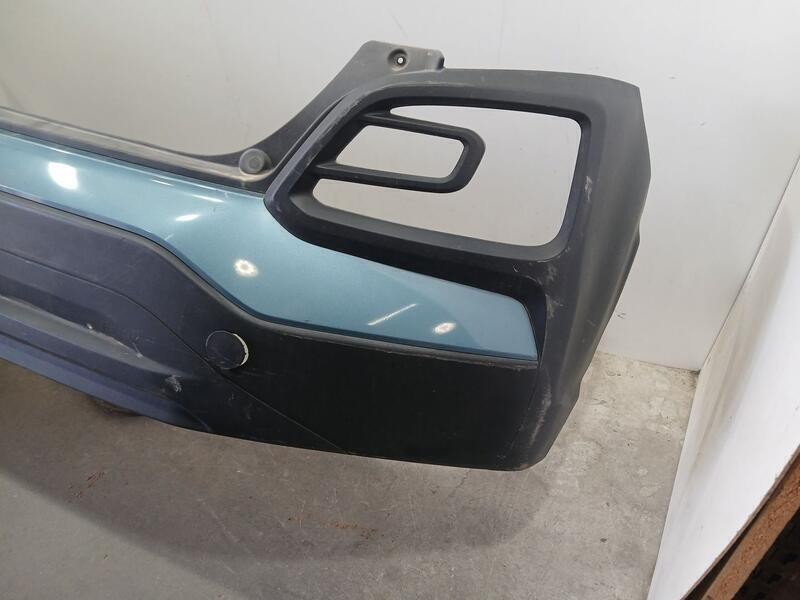Recambio de paragolpes trasero para hyundai kona klass referencia OEM IAM 86610J9000  TOCADO