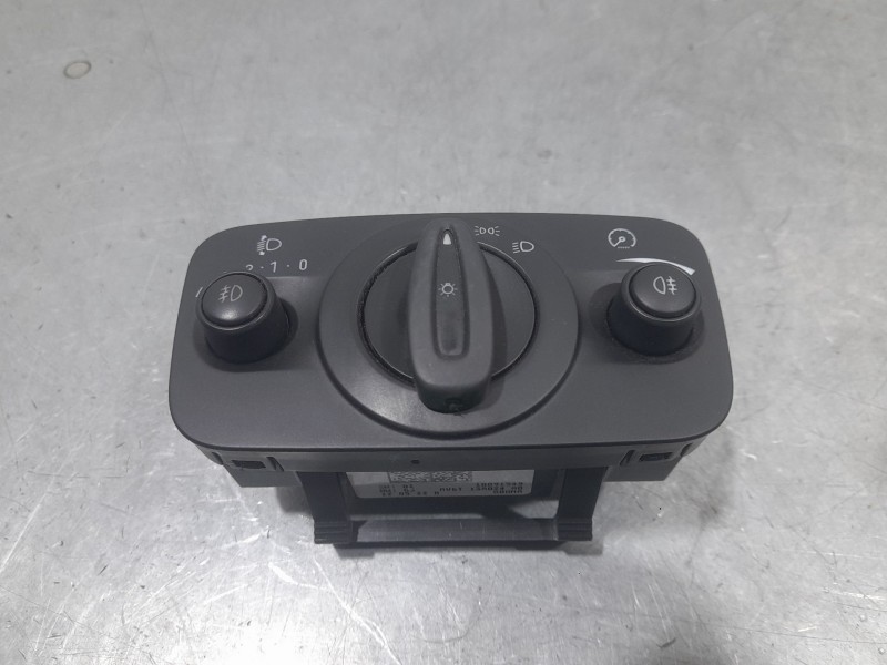 Recambio de mando luces para ford c-max ii (dxa/cb7, dxa/ceu) 1.6 tdci referencia OEM IAM AV6T13A024AB  