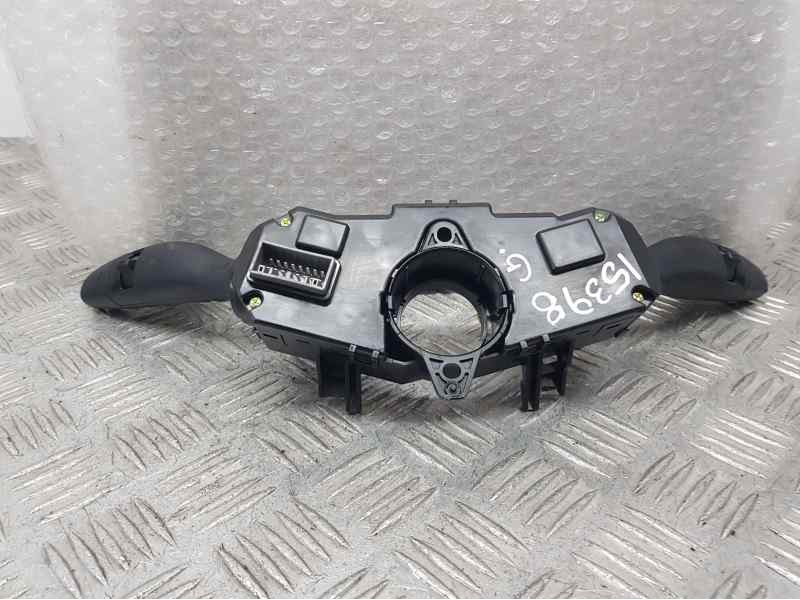 Recambio de mando luces y limpia para kia cee´d drive referencia OEM IAM 93404J7960  