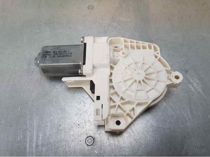 Recambio de motor elevalunas delantero izquierdo para audi a1 sportback (8xa) ambition referencia OEM IAM 8K0959801C  ELECTRICO
