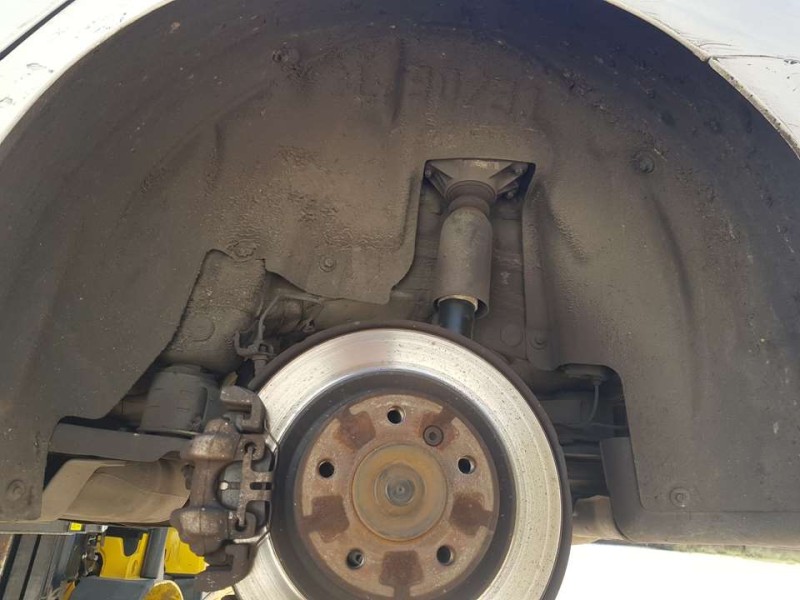 Recambio de plastico pase rueda tras. izq. para bmw serie 3 lim. (f30) 320d advantage referencia OEM IAM 51717260293  