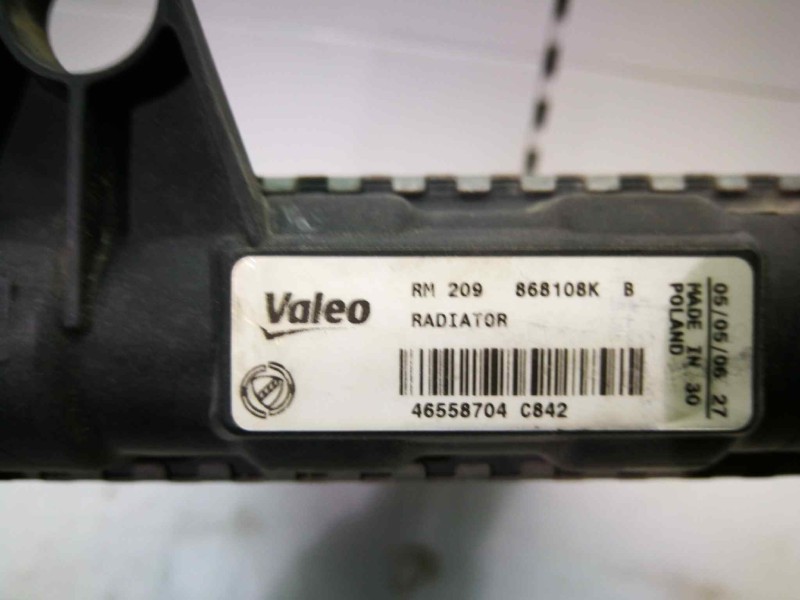 Recambio de radiador agua para fiat seicento (187) 0.9 cat referencia OEM IAM 46558704C842 RM209868108K8 VALEO