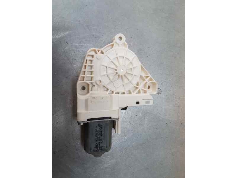 Recambio de motor elevalunas trasero derecho para audi a1 sportback (8xa) ambition referencia OEM IAM 8K0959811A  ELECTRICO