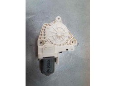 MOTOR ELEVALUNAS TRASERO DERECHO 8K0959811A ELECTRICO