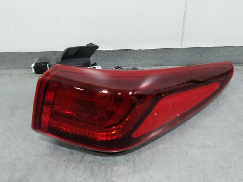 Recambio de piloto trasero derecho para hyundai kona klass referencia OEM IAM 92402J9000  EXTERIOR