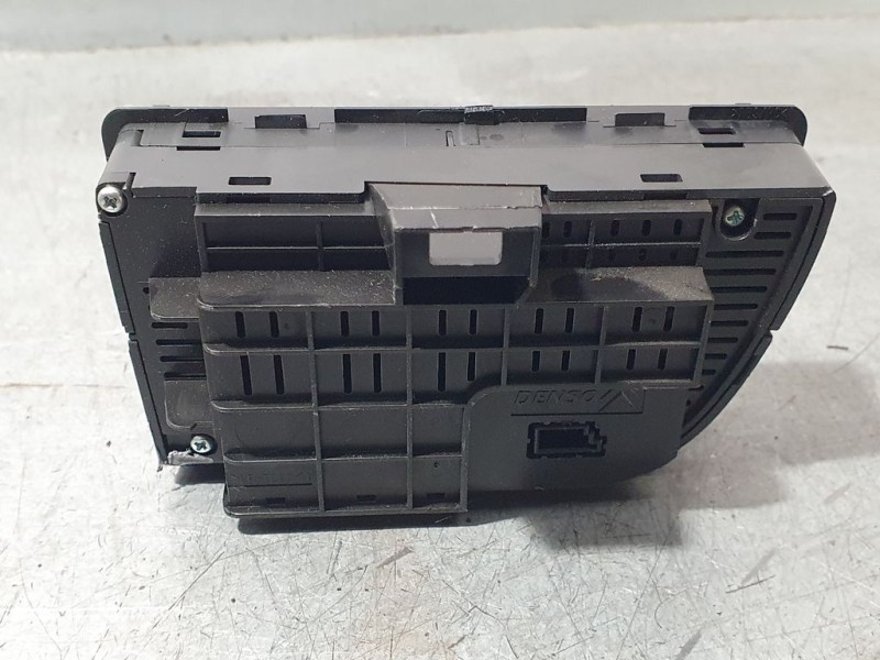 Recambio de mando climatizador para citroën c4 picasso avatar referencia OEM IAM 9650868877 A83007600 DENSO LADO DERECHO