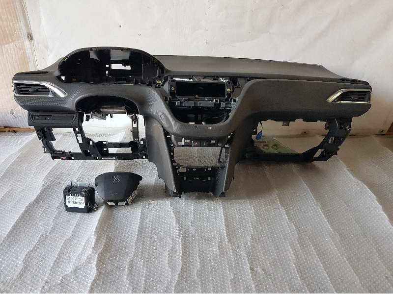 Recambio de kit airbag para peugeot 2008 (--.2013) allure referencia OEM IAM   C/SALPICADERO TOCADO