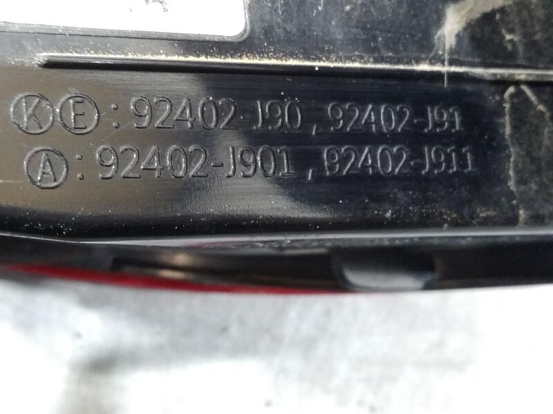 Recambio de piloto trasero derecho para hyundai kona klass referencia OEM IAM 92402J9000  EXTERIOR