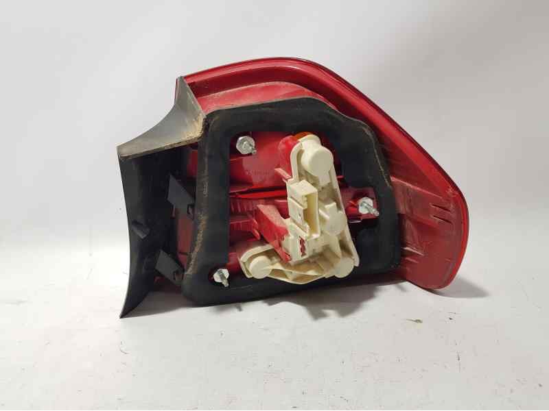 Recambio de piloto trasero izquierdo para bmw serie 3 berlina (e90) 320d referencia OEM IAM 6937457  EXTERIOR