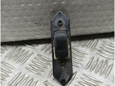 MANDO ELEVALUNAS DELANTERO DERECHO MR587944 C8DD411MB 