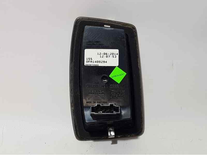 Recambio de piloto trasero derecho para audi a1 sportback (8xa) ambition referencia OEM IAM 8X0945096  INTERIOR