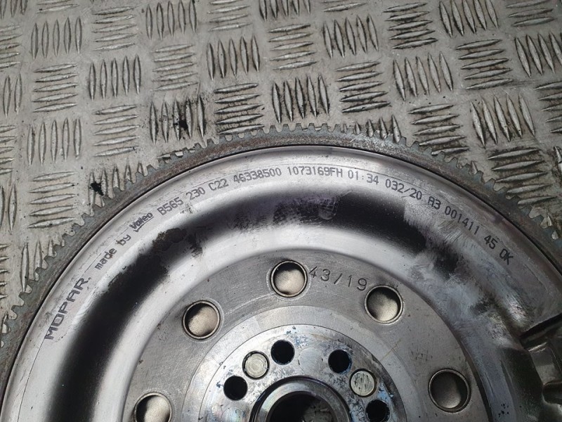 Recambio de volante bimasa para fiat tipo ii (357) berlina referencia OEM IAM 46338500 1073169FH VALEO