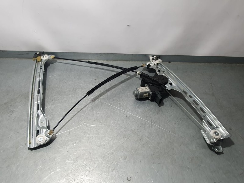 Recambio de elevalunas delantero derecho para renault megane iv berlina 5p limited referencia OEM IAM C42830102  ELECTRICO