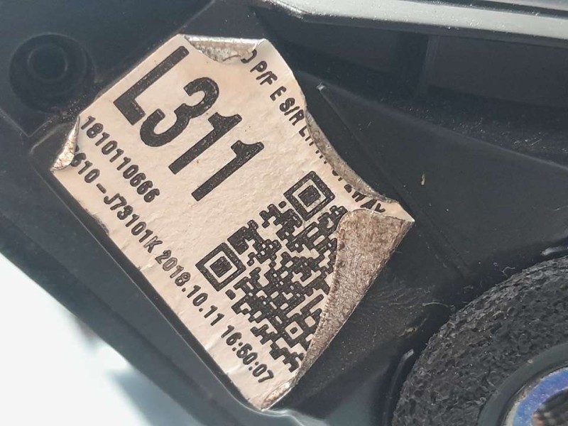 Recambio de retrovisor izquierdo para kia cee´d drive referencia OEM IAM 87610J7220  8 PINES