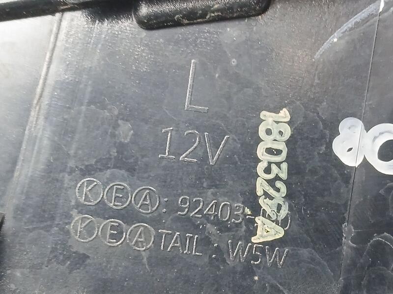 Recambio de piloto trasero izquierdo para hyundai kona klass referencia OEM IAM 92403J9000  INTERIOR