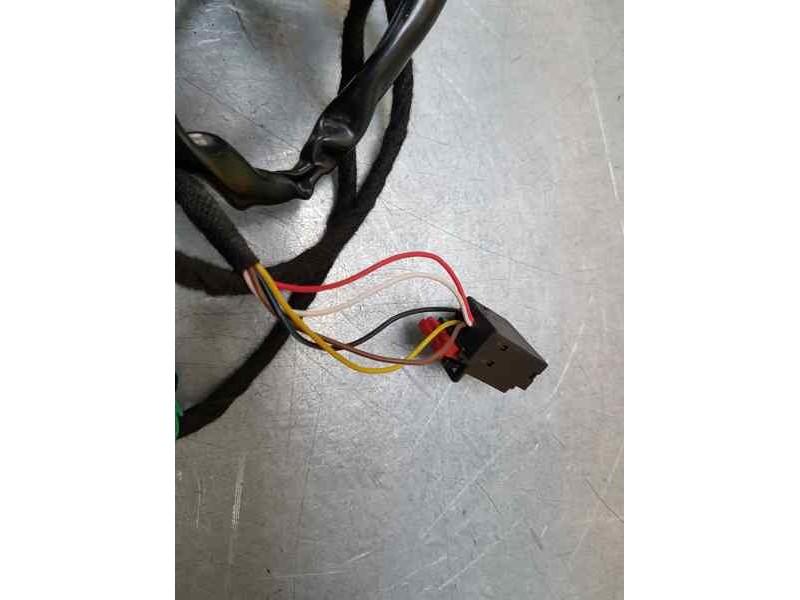 Recambio de retrovisor izquierdo para audi a1 sportback (8xa) ambition referencia OEM IAM  5 CABLES ELECTRICO C INTERMITENTE , R