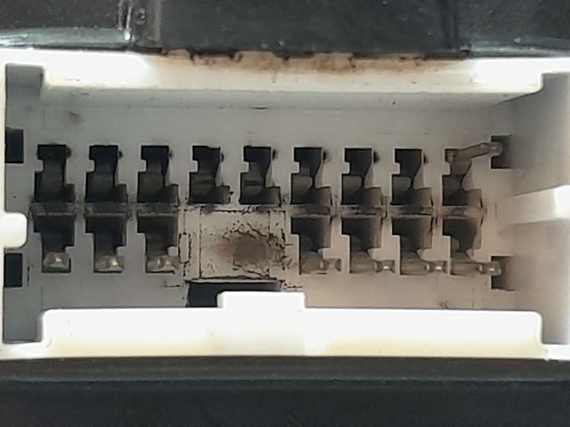 Recambio de retrovisor izquierdo para kia cee´d drive referencia OEM IAM 87610J7220  8 PINES