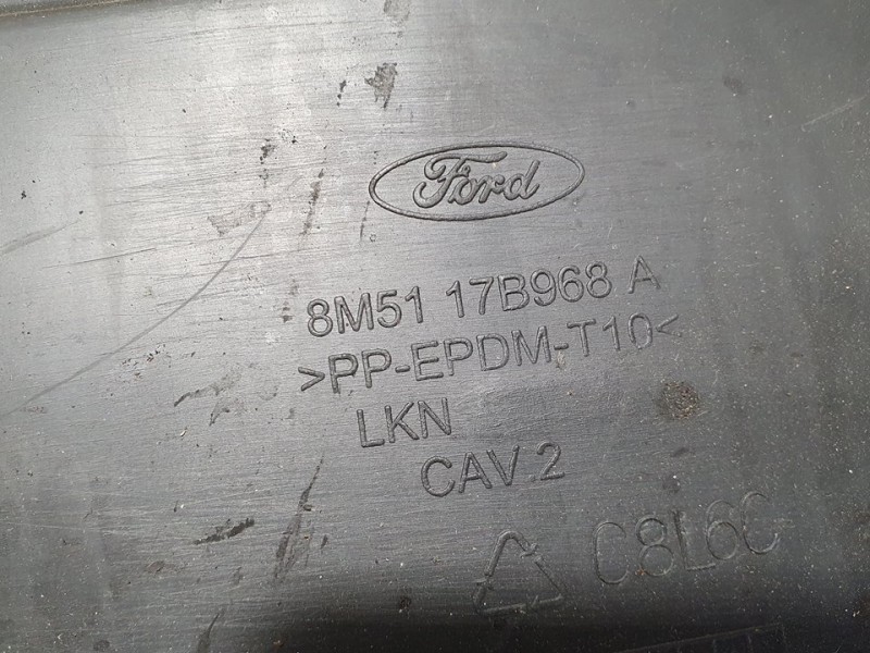 Recambio de rejilla delantera para ford focus lim. (cb4) trend referencia OEM IAM 8M5117B968A  