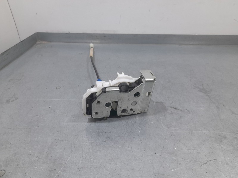 Recambio de cerradura puerta delantera derecha para fiat doblo cargo (263_) 1.6 d multijet referencia OEM IAM 519750790 X22A076R