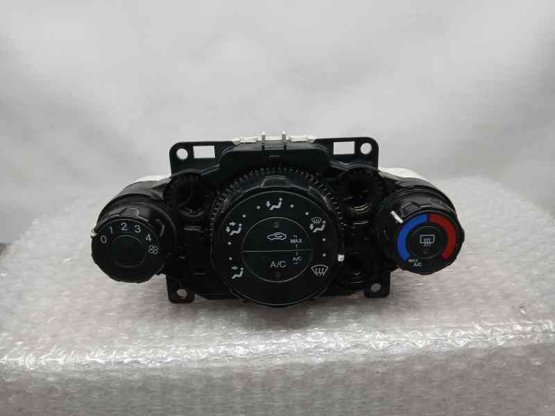 Recambio de mando calefaccion / aire acondicionado para ford fiesta (ccn) ambiente referencia OEM IAM 8A6118549 E1064277D 