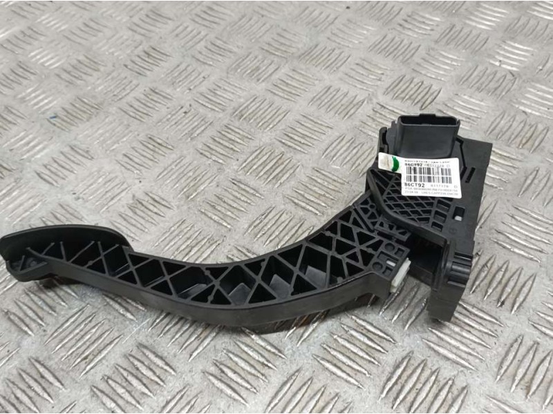 Recambio de potenciometro pedal para peugeot 308 allure referencia OEM IAM 9854066280 6117179D 