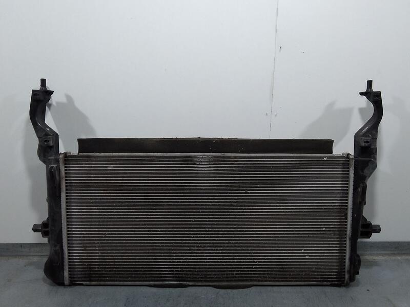 Recambio de radiador agua para hyundai kona klass referencia OEM IAM 25310J9000  