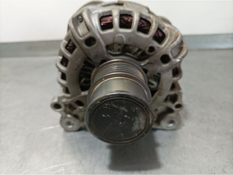 Recambio de alternador para seat ibiza (kj1) style referencia OEM IAM 04E903015A F000BL07DL BOSCH
