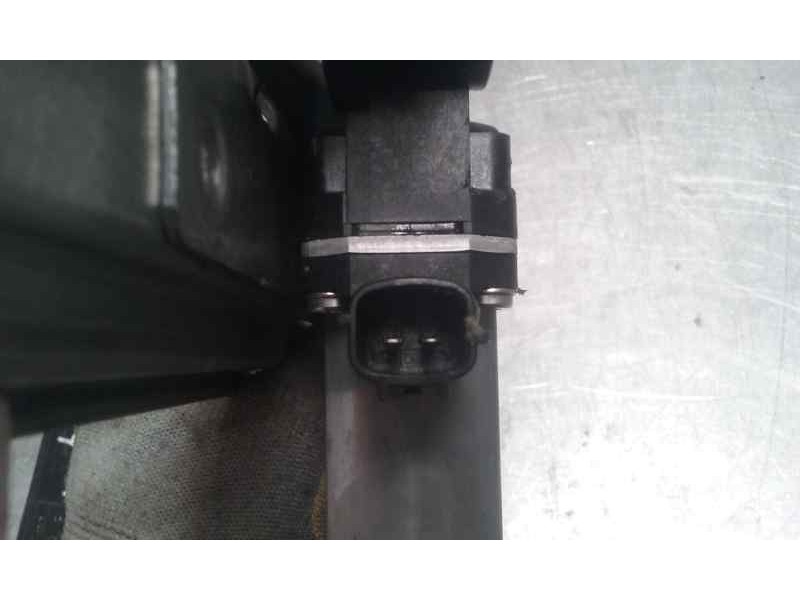 Recambio de elevalunas delantero derecho para dacia dokker ambiance referencia OEM IAM 128001071E 2 PINS ELECTRICO