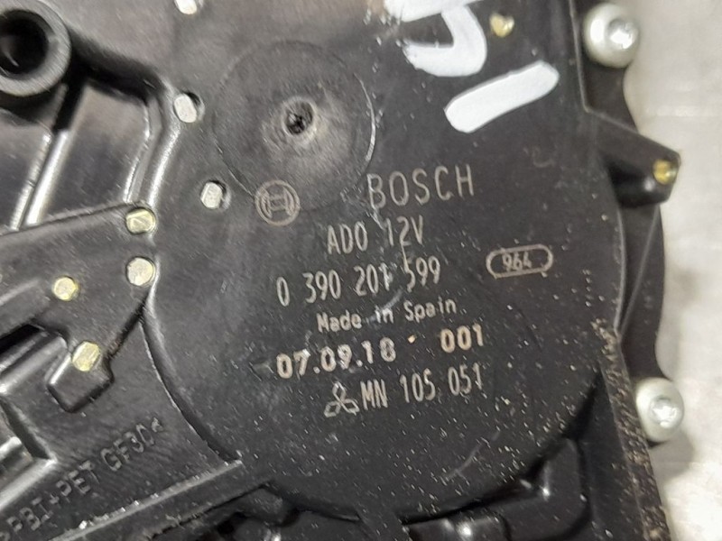 Recambio de motor limpia trasero para mitsubishi colt berlina 5 (z30a) 1.3 atlantis referencia OEM IAM MN105051 0390201599 BOSCH