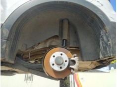 PLASTICO PASE RUEDA TRAS. IZQ. 2GM810971E 