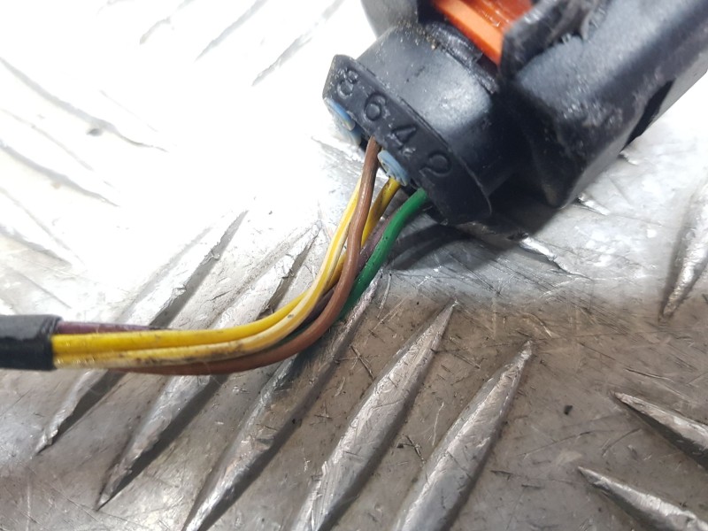 Recambio de retrovisor derecho para seat ibiza v (kj1, kjg) 1.0 tsi referencia OEM IAM 6F1857508T ELECTRICO 5 CABLES 