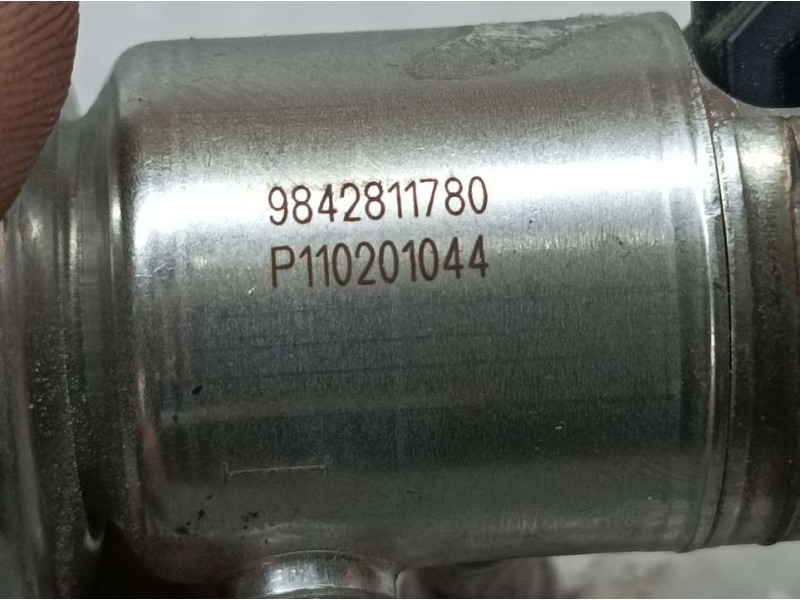 Recambio de inyector adblue para peugeot 308 allure referencia OEM IAM 9842811780 P110201044 