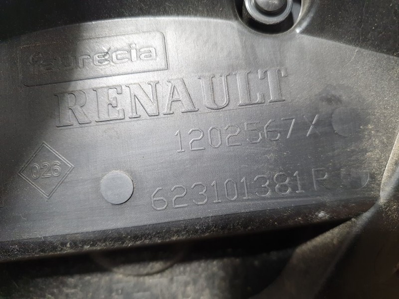 Recambio de rejilla delantera para renault kangoo profesional referencia OEM IAM 623101381P 1202567X TOCADA