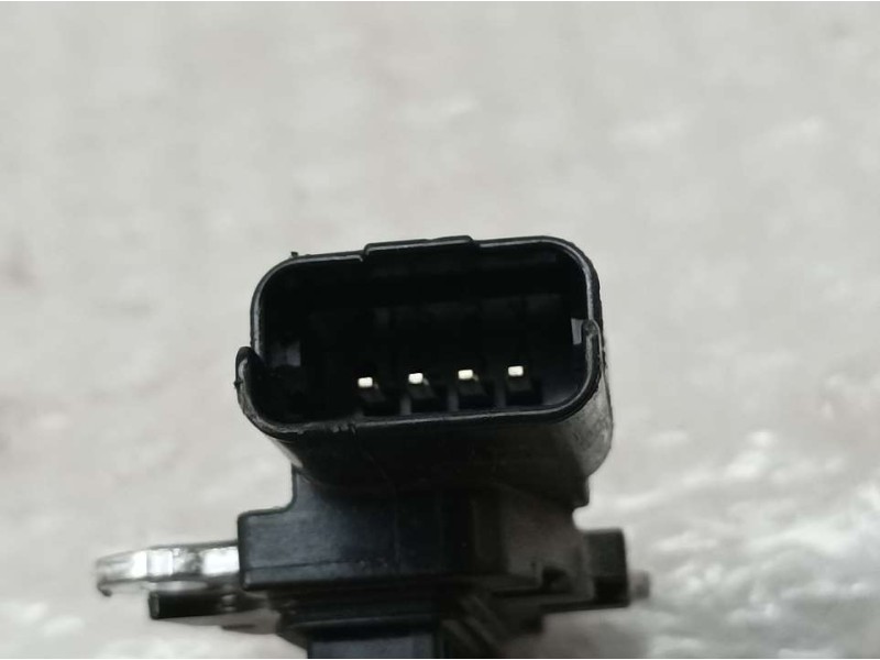 Recambio de caudalimetro para peugeot 308 allure referencia OEM IAM 9677093080 AFH50M27 HITACHI