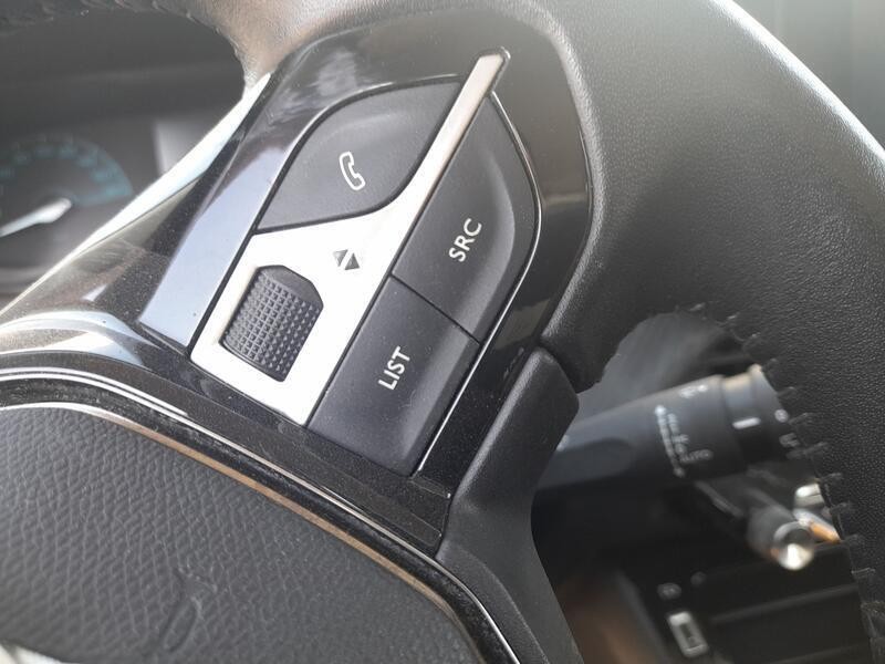 Recambio de volante para peugeot 208 ii (ub_, up_, uw_, uj_) e-208 referencia OEM IAM 98255044ZD  