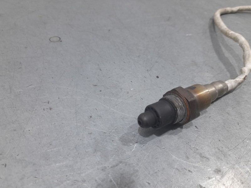 Recambio de sonda lambda para toyota yaris active referencia OEM IAM 0258030109 824650H030 