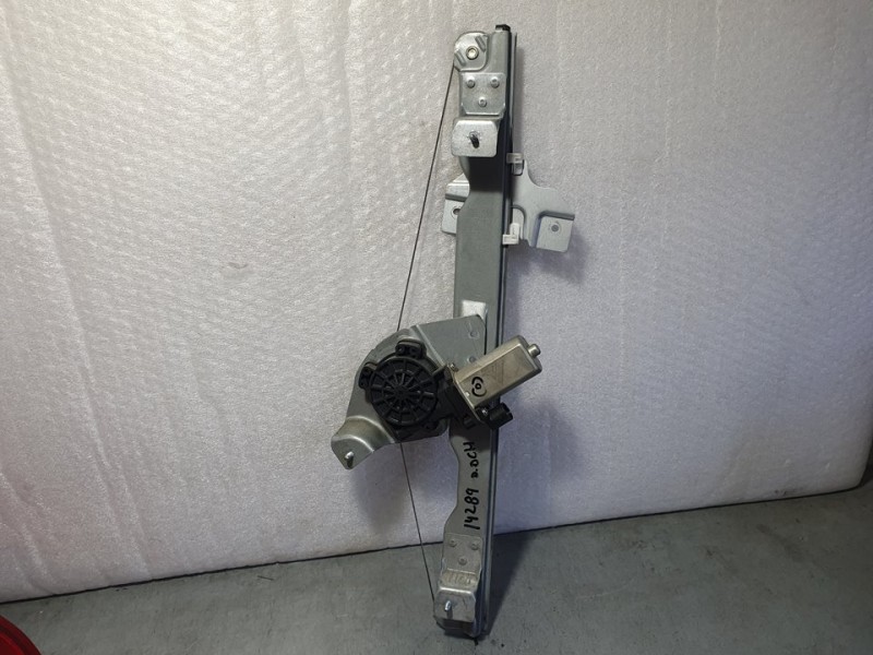 Recambio de elevalunas delantero derecho para dacia sandero ambiance referencia OEM IAM SIN REF  ELECTRICO 2 PINES