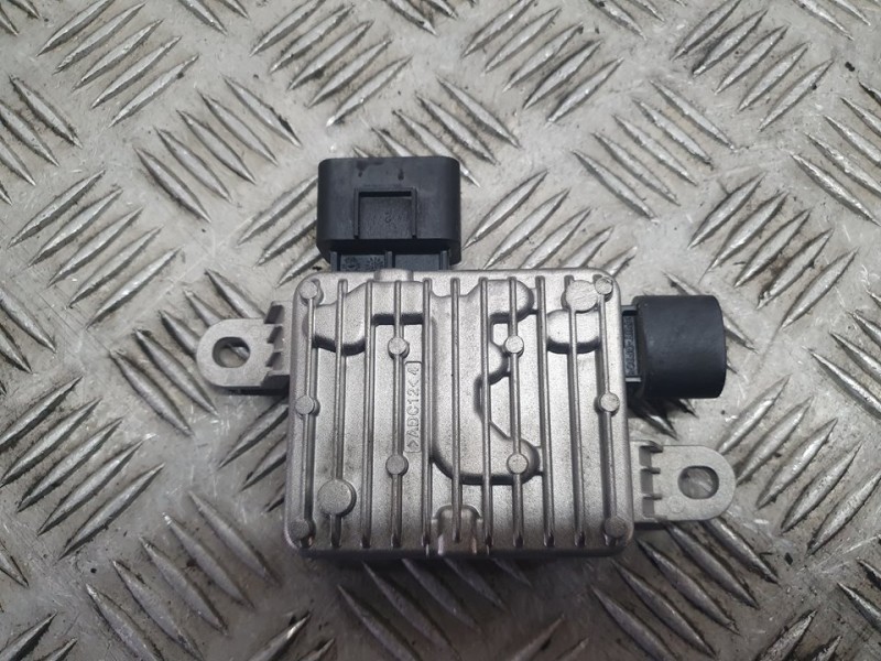 Recambio de modulo electronico para hyundai i30 fastback klass referencia OEM IAM 25385F3000  