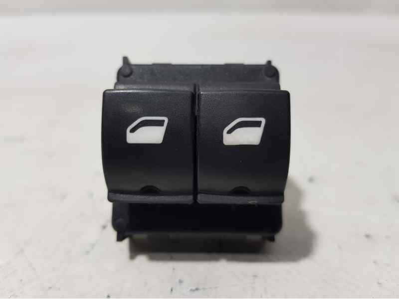 Recambio de mando elevalunas delantero izquierdo para citroën berlingo live m referencia OEM IAM   