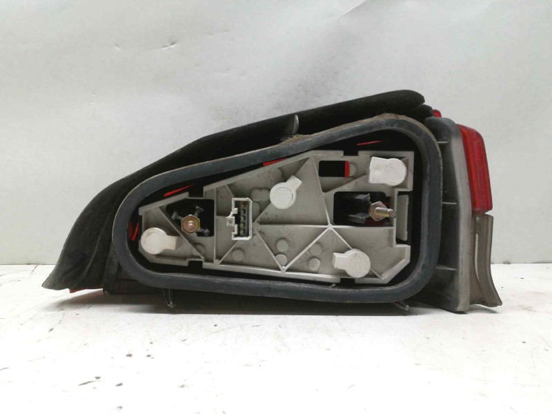 Recambio de piloto trasero izquierdo para peugeot 106 (s1) 1.1 referencia OEM IAM   