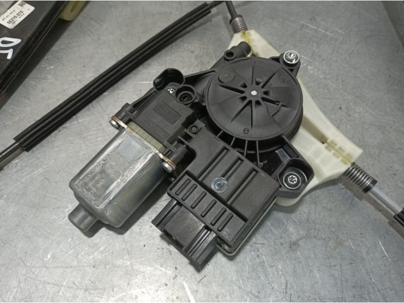 Recambio de elevalunas delantero izquierdo para seat ibiza (kj1) style referencia OEM IAM 6F0837461A  ELECTRICO 24 PINS