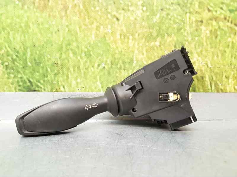 Recambio de mando intermitentes para ford fiesta (ccn) trend referencia OEM IAM 8A6T13335AD  