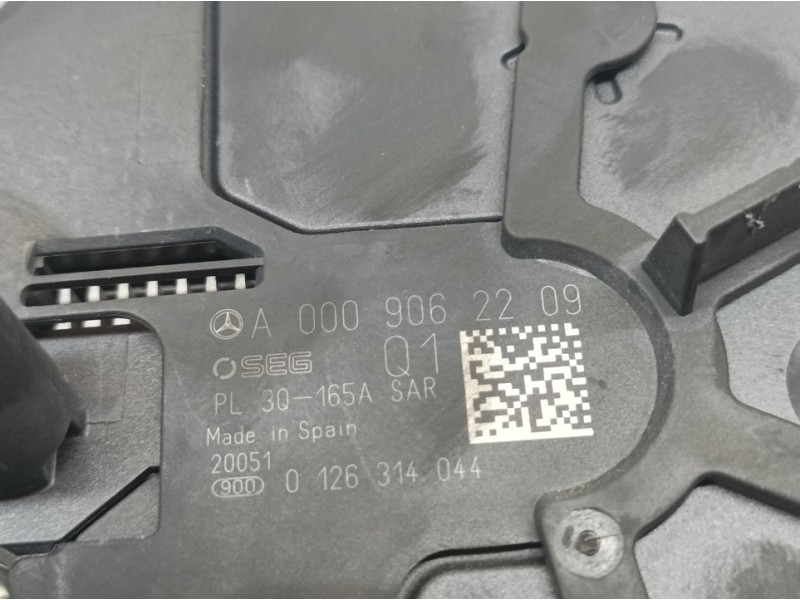 Recambio de alternador para mercedes-benz clase b (247) b180 referencia OEM IAM A0009062209  SEG